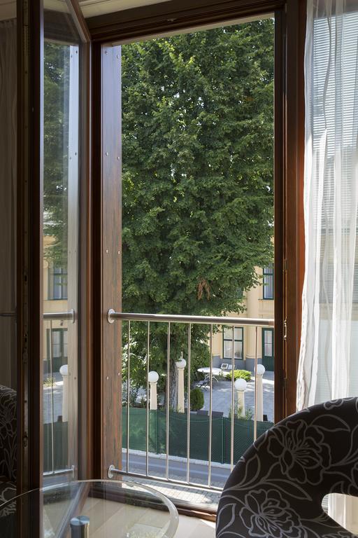 Hotel Sacher Baden Exterior photo